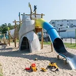 350, Seepark *