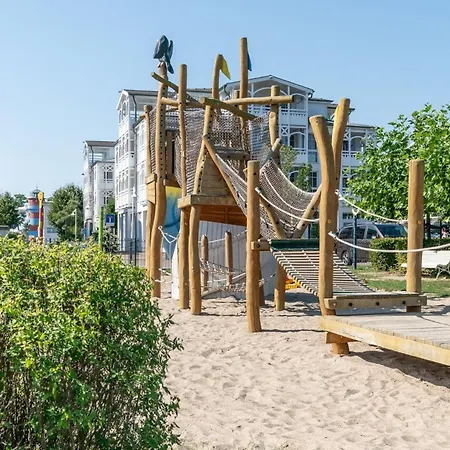350, Seepark Апартаменти *